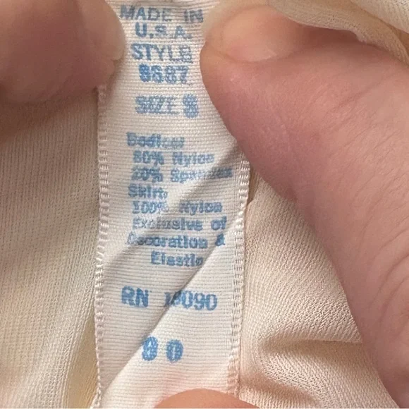 Olga Vintage Cream Yellow Maxi Nightgown Bodysilk Made in USA Lingerie - Picture 8 of 8